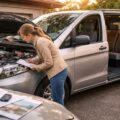 découvrez les critères essentiels à vérifier avant d'acheter un véhicule d'occasion destiné au transport de personnes pour faire un choix sûr et adapté.