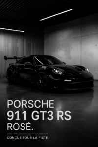 Porsche 911 GT3 RS Rosé sur une route pittoresque, symbolisant l'élégance et la performance automobile.