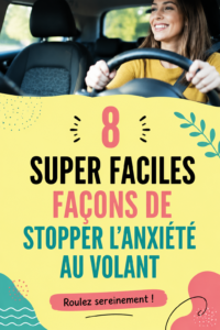 Femme au volant, détendue et confiante malgré l'anxiété.