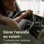 Une femme sereine au volant, symbolisant la confiance en conduite.
